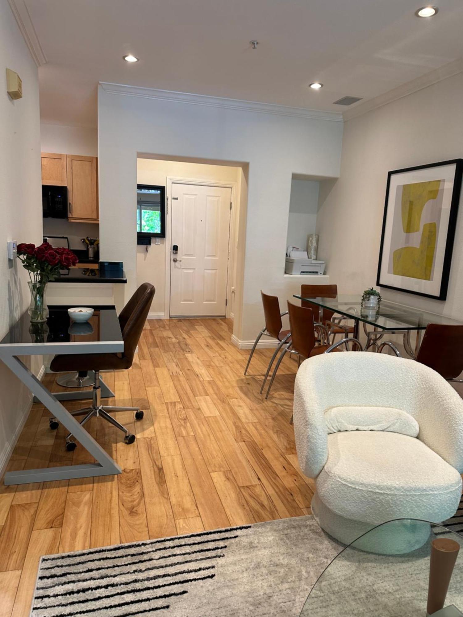 Irvine Gem Luxury Condo Near Irvine Business & Uci Hospital Exterior photo